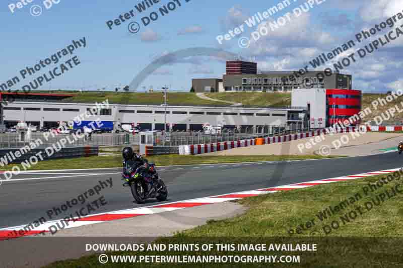 cadwell no limits trackday;cadwell park;cadwell park photographs;cadwell trackday photographs;enduro digital images;event digital images;eventdigitalimages;navarra;no limits trackdays;peter wileman photography;racing digital images;trackday digital images;trackday photos